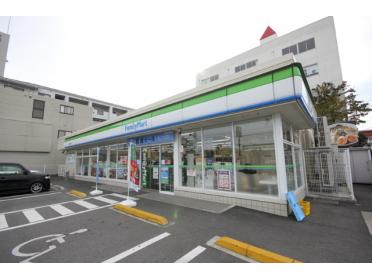 ファミリーマート徳島山城西店：392m