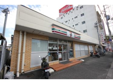 セブンイレブン徳島助任橋店：559m