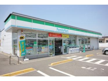 ファミリーマート小松島金磯店：207m