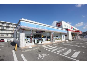 ローソン徳島西新浜町1丁目店：96m