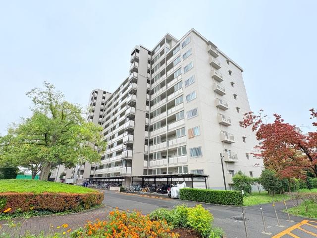 【新規リフォーム物件】キッチン・バス・トイレ・洗面化粧台交換、床貼替、クロス貼替、建具交換等々。