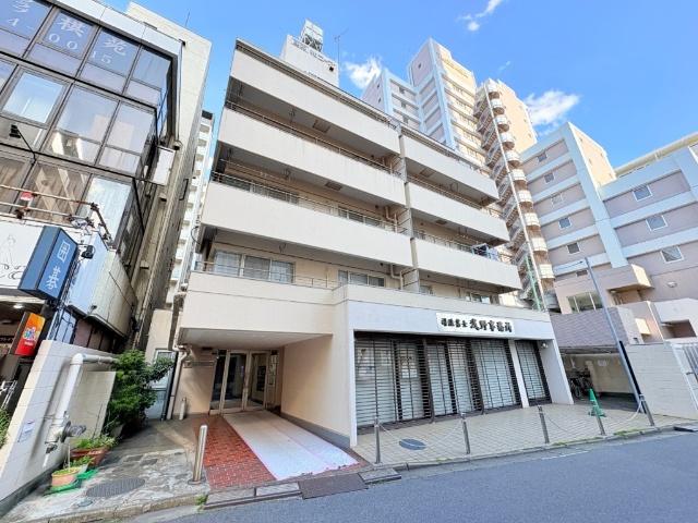 【「柏」駅徒歩5分で遅い帰宅時も便利】忙しい朝、遅い帰宅時にも嬉しい距離感です。駅前が栄えているため、お休みの日もお買い物に不便しませんね♪