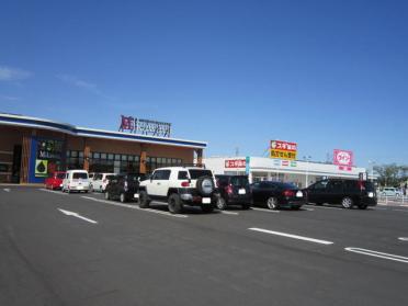 Mikawaya 西尾一色店：600m