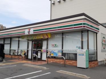 セブンイレブン伏見竹田中島町店：110m