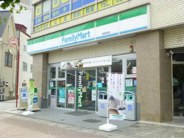 ファミリーマート津栄町二丁目店：415m