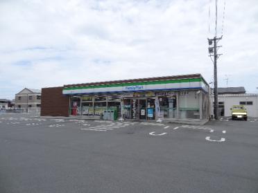 ファミリーマート津藤枝東店：80m