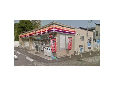 ファミリーマート大井松田インター南店：293m