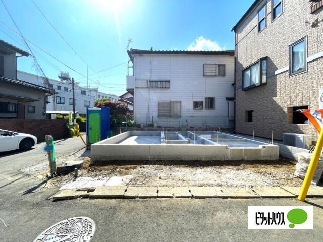 現在建築中です