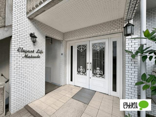 エントランスです