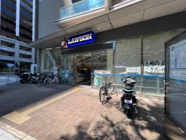 ローソンJPローソン神戸中央郵便局店：184m