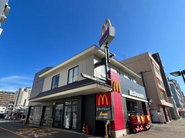 マクドナルド神戸大開通店：649m