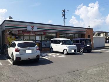 セブンイレブン福島御山店：750m