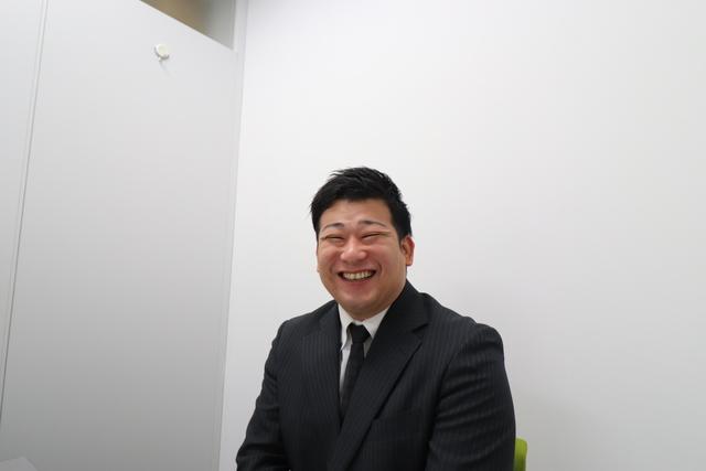 スタッフ画像