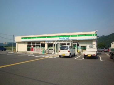 ファミリーマート出石店：850m