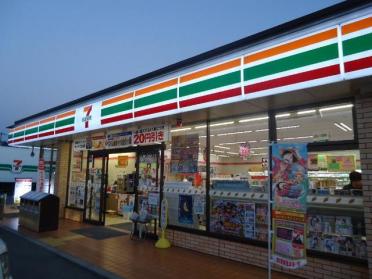 セブンイレブン加西北条横尾店：969m