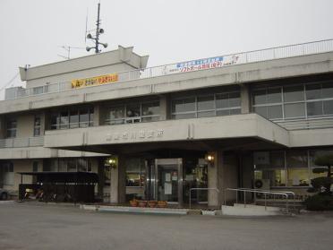 旧川里町役場：1200m