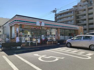 セブンイレブン上福岡富士見通り店：377m