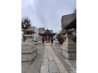 三輪厳嶋神社：477m