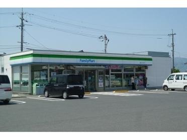 ファミリーマート斐川インター店：450m