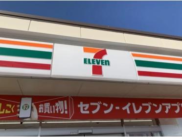 セブンイレブン横浜石川町1丁目店：128m