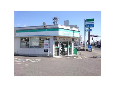 ファミリーマート高知旭町店：204m