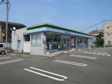 ファミリーマート高知一宮店：487m