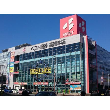 ベスト電器高知本店：457m