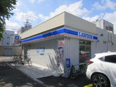 ローソン高知はりまや三丁目店：147m