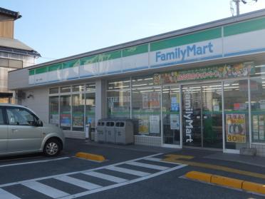 ファミリーマート高知一ツ橋店：246m