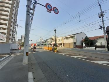 高知市立鴨田小学校：302m