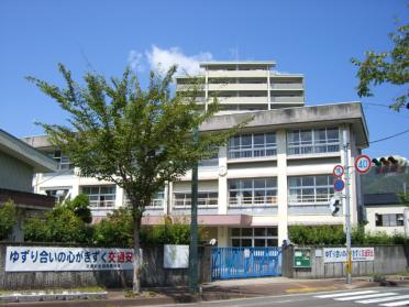 高知市立秦小学校：814m