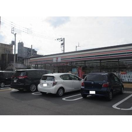 セブンイレブン高知升形店：422m