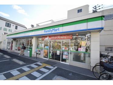 ファミリーマート今津中三丁目店：552m