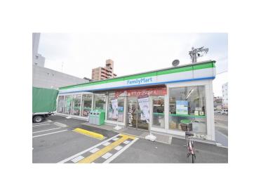 ファミリーマート横堤四丁目店：85m