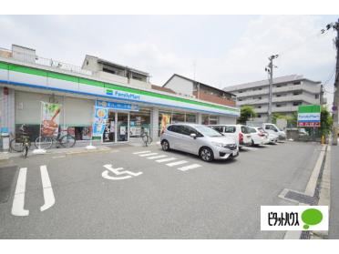 ファミリーマート東中浜四丁目店：433m