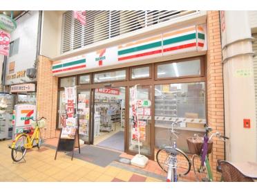 セブンイレブン大阪千林2丁目店：406m