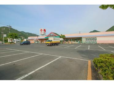 山陽マルナカ備前店：1428m