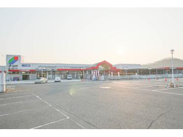 ナンバ備前店：427m