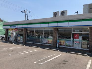 ファミリーマート新居浜庄内店：1081m