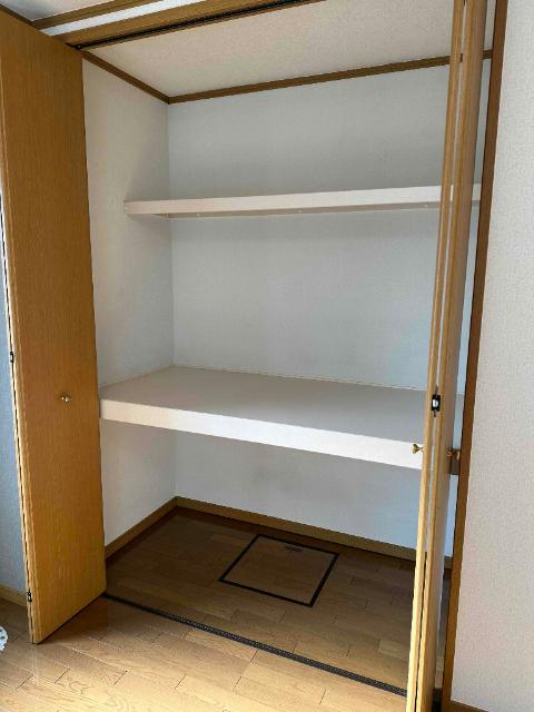 マナベビル（301） 収納