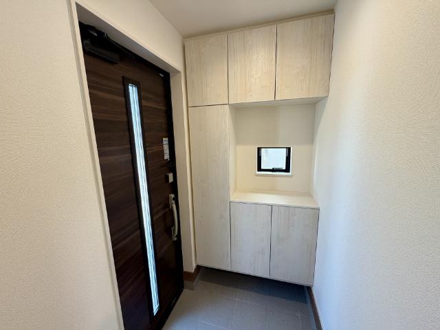 新居浜土橋2丁目2697番A号棟 玄関