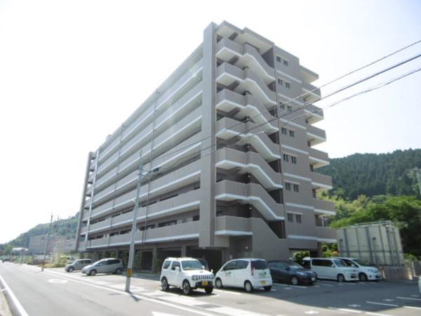 イオン近くの設備充実綺麗なマンションです