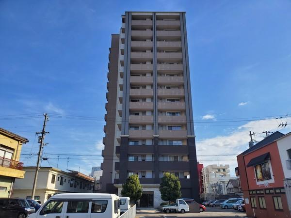 14階最上階の角部屋のお部屋です！眺望ＧＯ