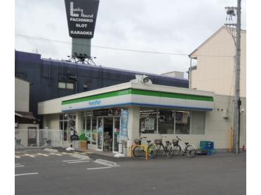 ファミリーマート門真元町店：60m