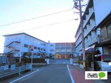 瑞穂市立牛牧小学校：1240m