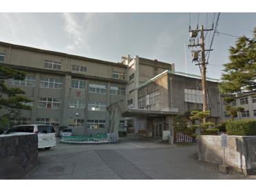 富山市立堀川小学校：1076m