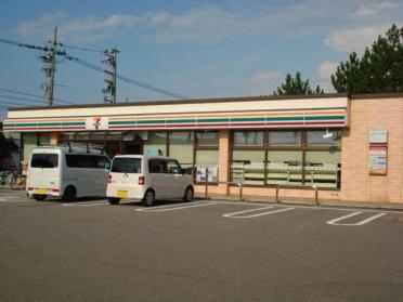 セブンイレブン富山向新庄5丁目店：589m