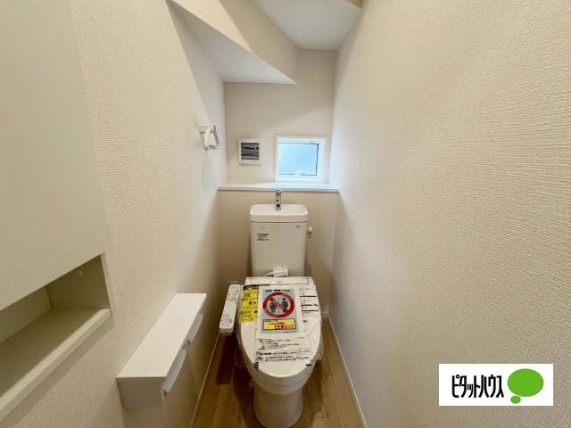 富士宮市淀平町新築建売第2-Ⅱ期-6号棟 トイレ