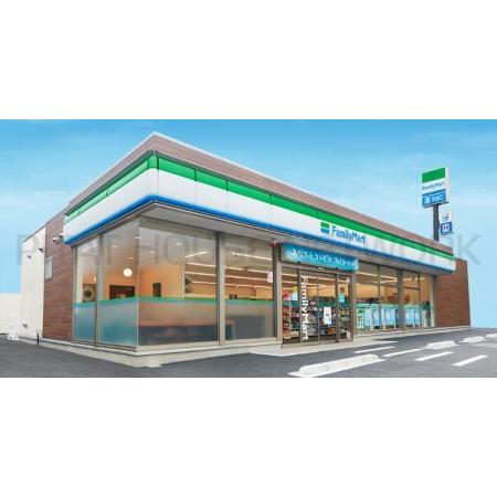 ファミリーマート飯田鼎切石店：1402m