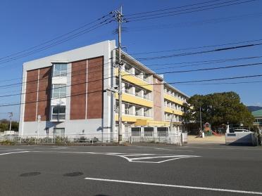 松岡小学校：1000m